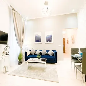 Apartman Downtown Deak-ferris Wheel Luxury, Budapest